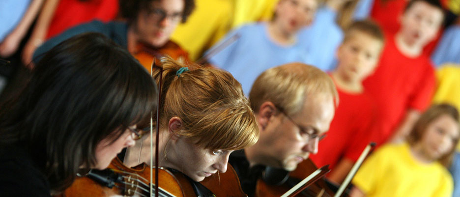 photo of mucisans and choir